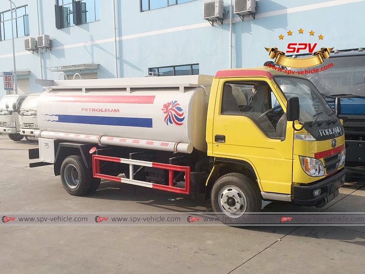 3,000 Liters Forland Petroleum Tank Truck-RF